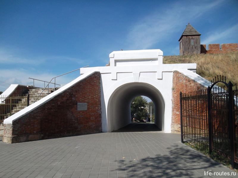 Алексеевские ворота